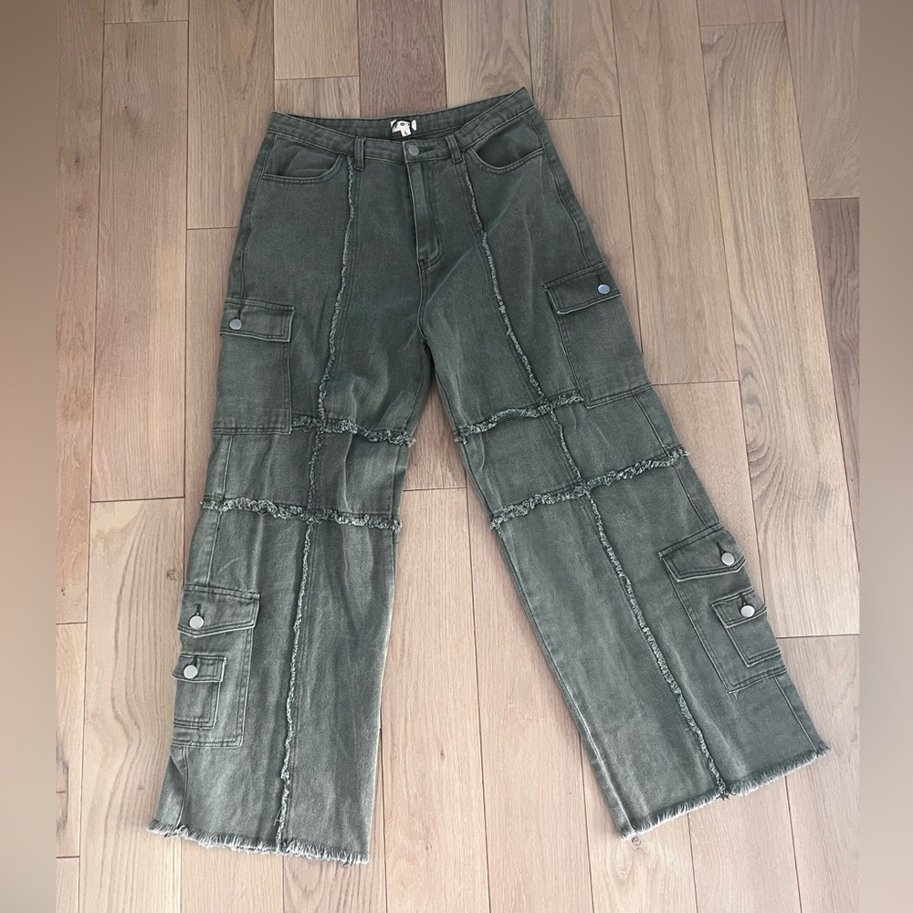Green Cargo Jeans